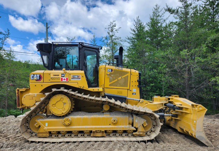 CAT D6N Dozer